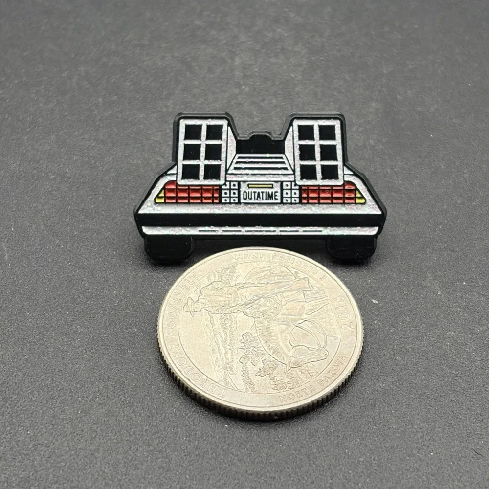 Back To‎ The Future Delorean Outatime Glitter Lapel Hat Pin